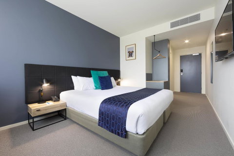 Mantra MacArthur Hotel - Holiday Cairns 0