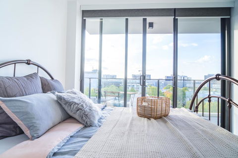 Highgate Executive Apartment City Walk Canberra - Holiday Cairns 17