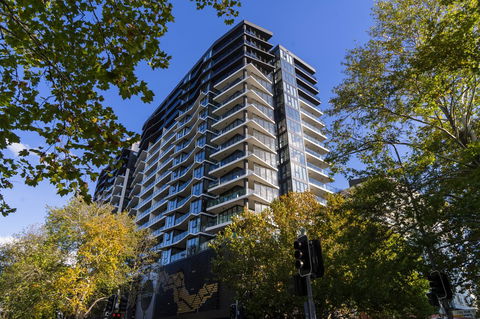 Highgate Executive Apartment City Walk Canberra - Holiday Cairns 33