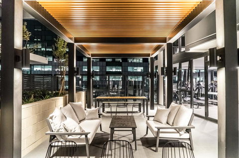 Highgate Executive Apartment City Walk Canberra - Holiday Cairns 30