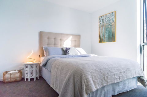 Highgate Executive Apartment City Walk Canberra - Holiday Cairns 10