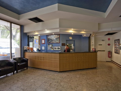 Madison Capital Executive Apartments - Holiday Cairns 8