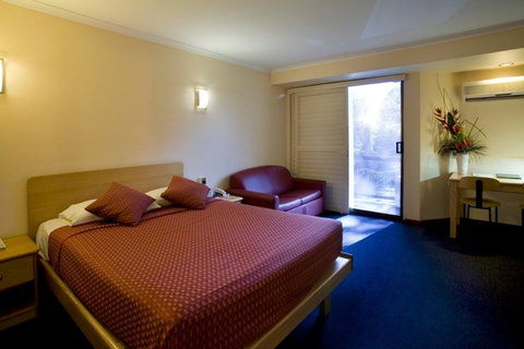 Madison Capital Executive Apartments - Holiday Cairns 7