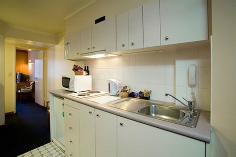 Madison Capital Executive Apartments - Holiday Cairns 5