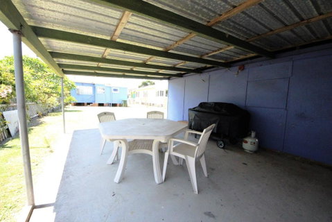 Bonnydoon At Hat Head (Pet Friendly) - Holiday Cairns 2