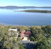 Booti Booti Chateau Lakeside - Holiday Cairns