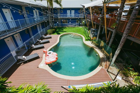Bounce Cairns - Holiday Cairns 0
