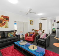 BOUTIQUE APARTMENTS BEACH LOCATION - Holiday Cairns