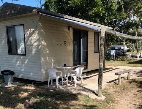 Bowen Holiday Park - Holiday Cairns 1