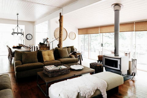 Braebrook - Stunning Farm House! - Holiday Cairns 1