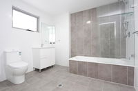 Brand new Family Friendly Apartment for 7