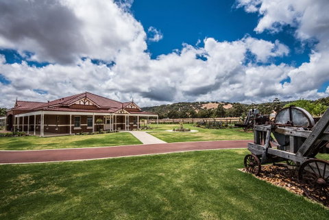 Braybrook Boutique BnB - Holiday Cairns 0