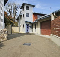 Breakaway Bright - Superb Townhouse - Holiday Cairns