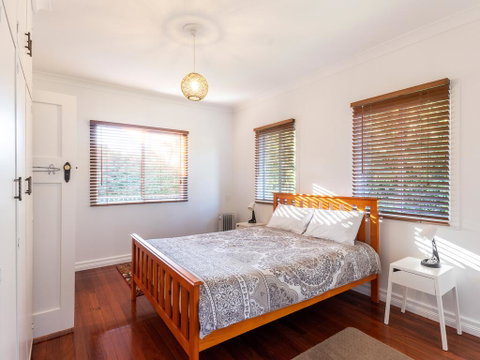 Bridle Guesthouse - Holiday Cairns 2