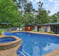 Bright River Rest - Holiday Cairns
