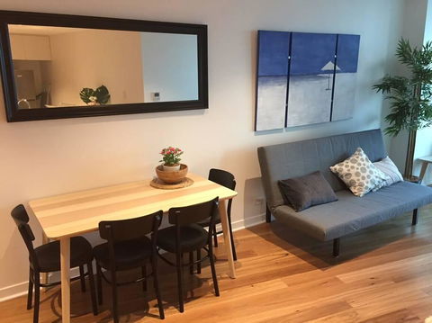 Brisbane Centre With Glorious Views & Pool - Holiday Cairns 2