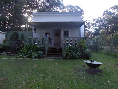 Buddha Cottage Springbrook - Holiday Cairns 0