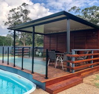 Bull 'n' Bush Hotel Motel - Holiday Cairns