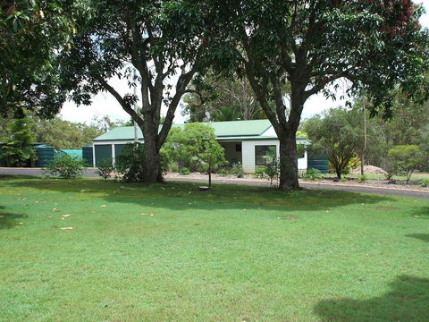 Bungadoo Country Cottage - Holiday Cairns 0
