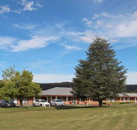 Bushman's Motor Inn - Holiday Cairns