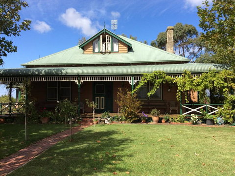 Butterfly Farm Bed And Breakfast Nirranda - Holiday Cairns 0