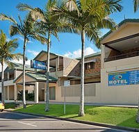 Byron Bayside Central Studio Apartments - Holiday Cairns