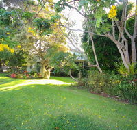 Byron by the Beach - Holiday Cairns