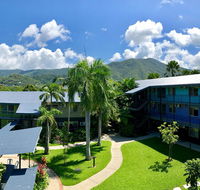 Cairns Adventure Lodge - includes All Meals served in the Dining Hall - Holiday Cairns