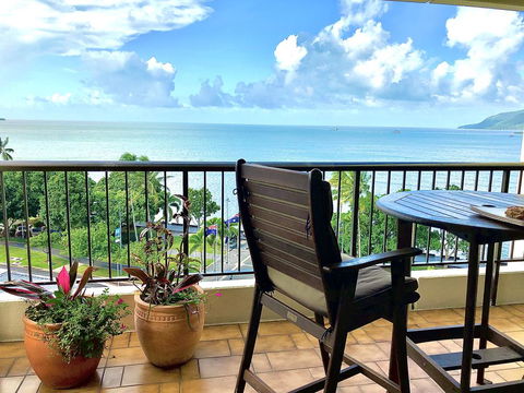 Cairns Apartment Esplanade Ocean Views - Holiday Cairns 1