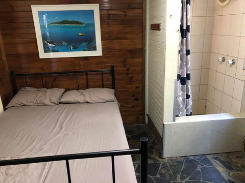 Cairns City Backpackers Hostel - Holiday Cairns 1