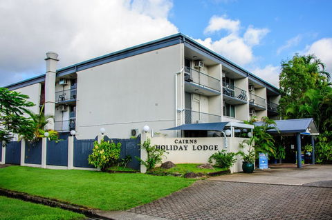 Cairns Holiday Lodge - Holiday Cairns 0