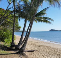 Cairns Northern Beaches Holiday Retreat - Holiday Cairns