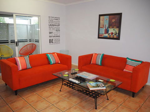 Cairns Sharehouse Apartment - Holiday Cairns 3