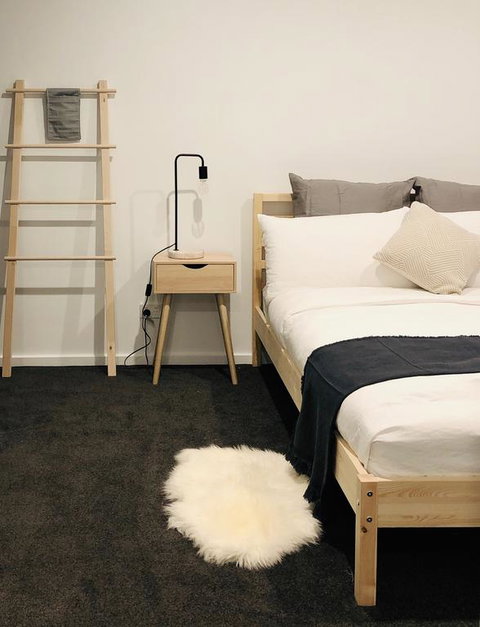 Canberra CBD Apartment 2BR 2BA 1Carpark - Holiday Cairns 3