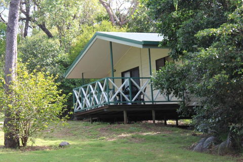 Capricorn Caves - Holiday Cairns 1