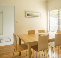Carroll Ave 76 - Holiday Cairns