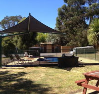 Castle Motel - Holiday Cairns