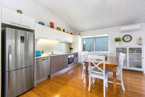 CASUARINA BEACH SHACKS 10 - Holiday Cairns 2