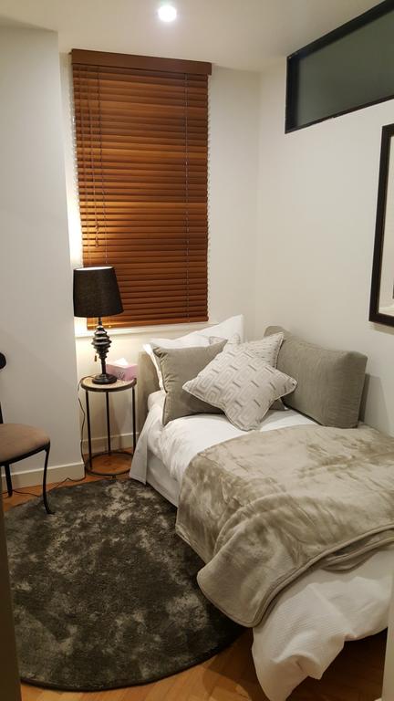 CBD Little Paris - StayCentral - Holiday Cairns 2