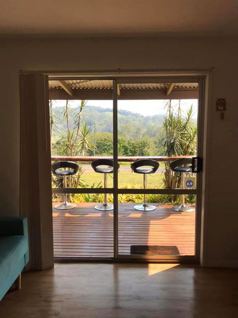 CBR Equine Cottage - Holiday Cairns 3