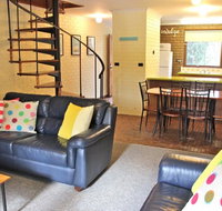 Cedar Holiday Units - Apartment 3 - Holiday Cairns