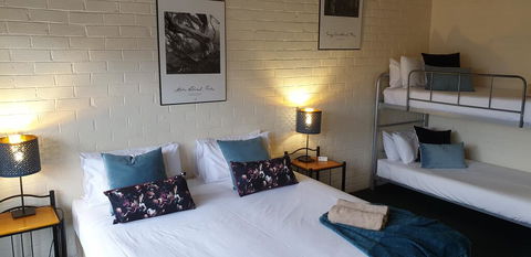 Cedarwood Apartments - Holiday Cairns 2