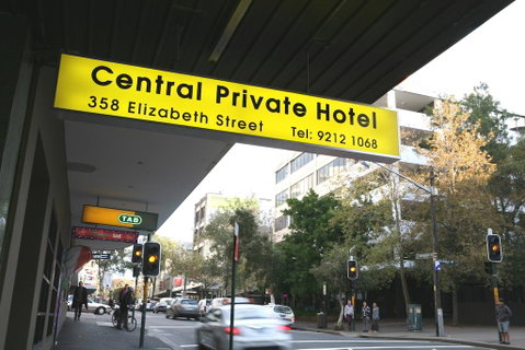 Central Private Hotel - Holiday Cairns 0