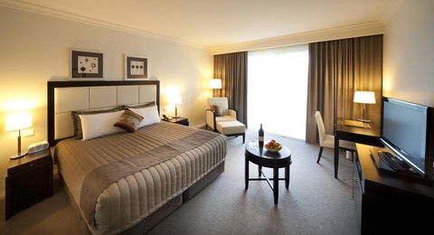 Century Inn - Holiday Cairns 0