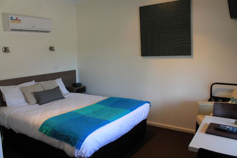 Chalambar Motel - Holiday Cairns 1