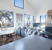 Chalet Deich - Pearse Apt 3 - Ski in ski out - Holiday Cairns