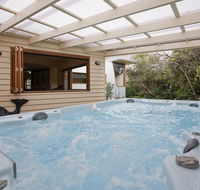Charles Central Oasis 8 - Holiday Cairns