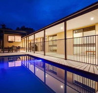 Charmes paradise by the shore - Holiday Cairns