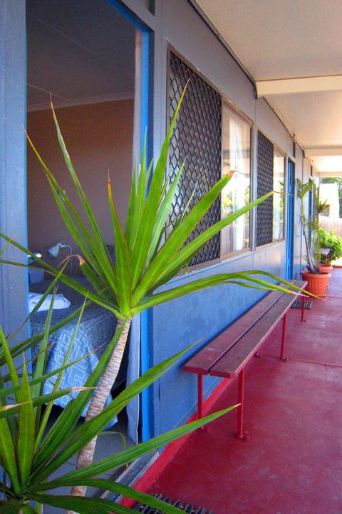Childers Budget Accommodation - Holiday Cairns 3