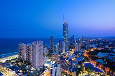 Circle Private Residences - Holiday Cairns 0